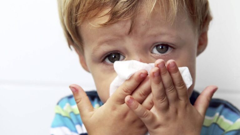 3 Year Old Boy Hospitalized For Severe Sinusitis: Simple Cure